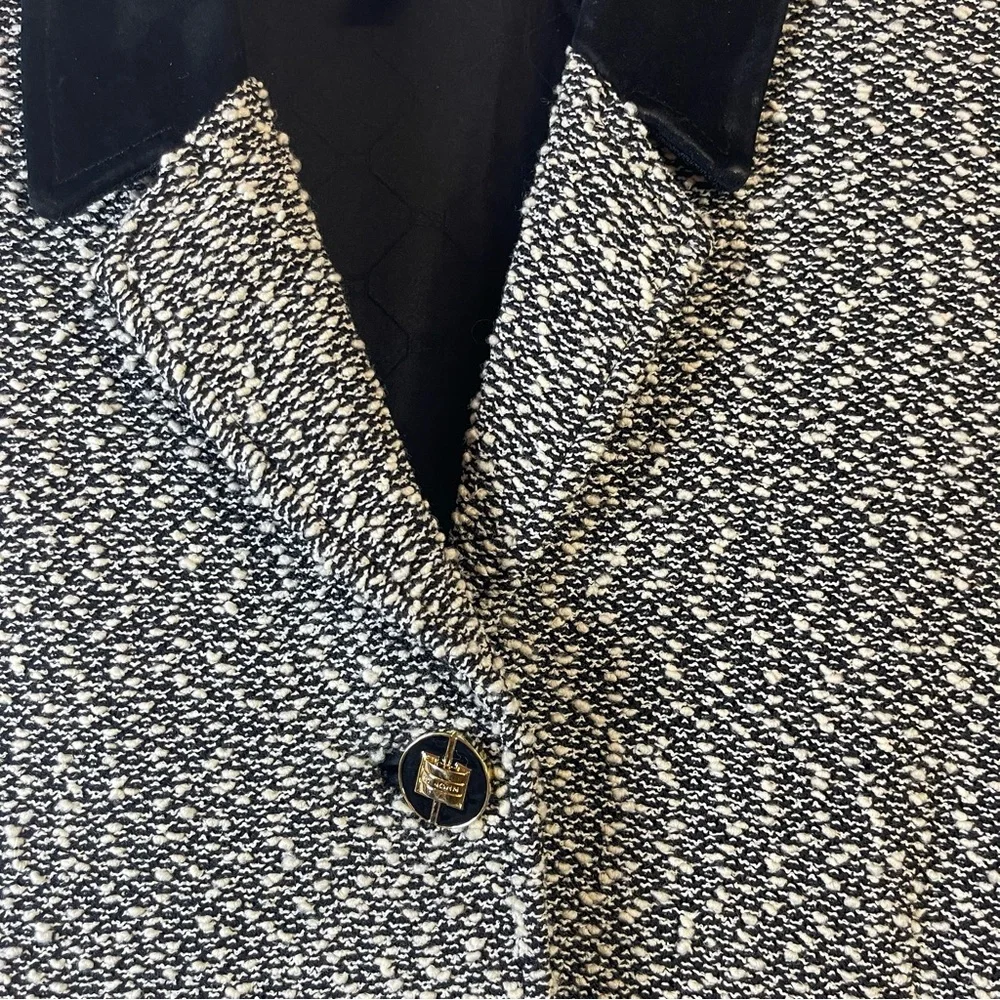 ST. JOHN Couture 2 Piece Tweed Texture Jacket + Mini Skirt Gold Button Suede C14